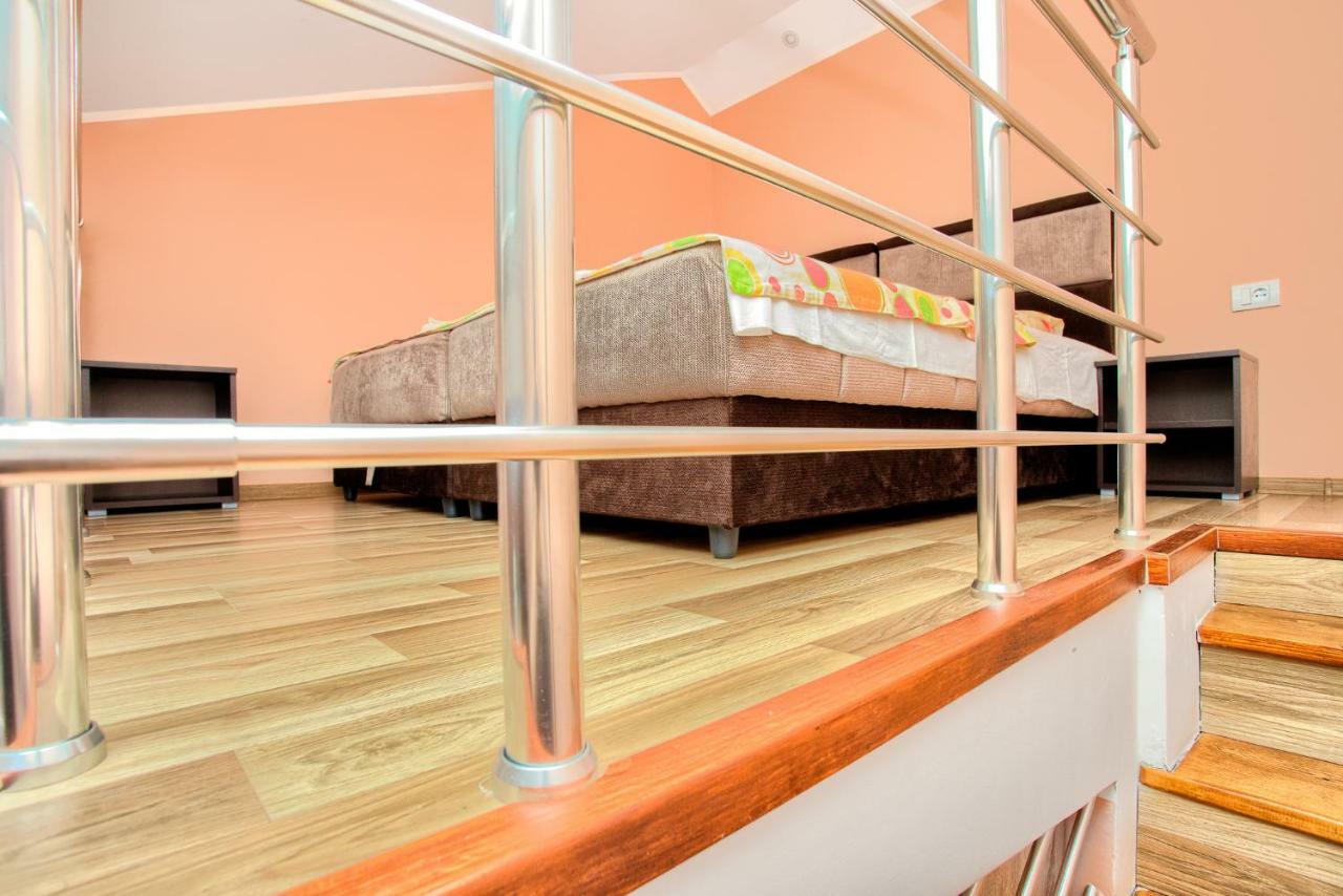Apartments Porto Bjelila Tivat Exterior photo